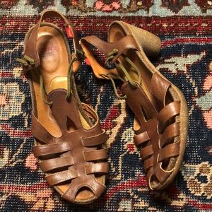 Camper brown leather and recycled heels sz 41
